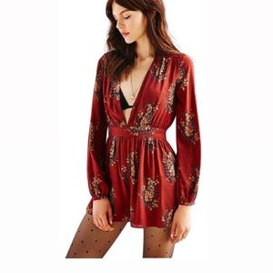 UO Ecote Charlotte Romper M